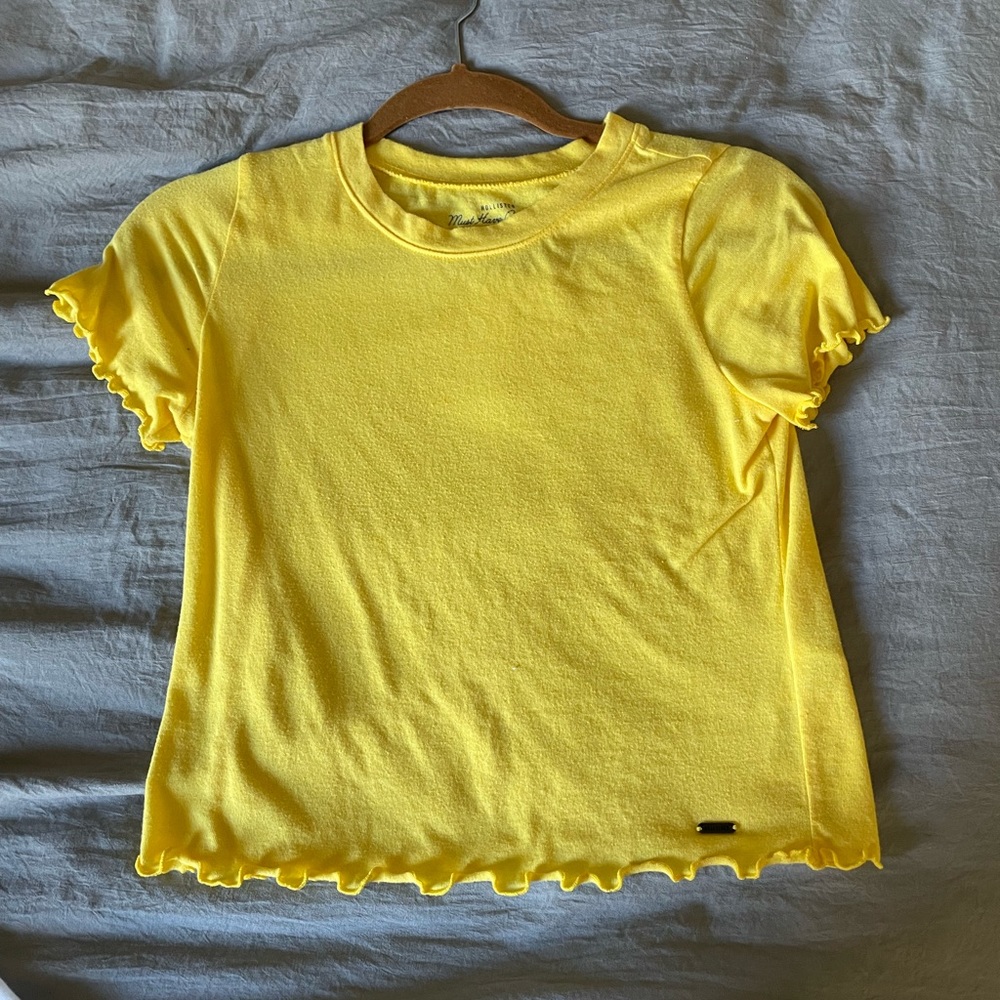 Yellow t